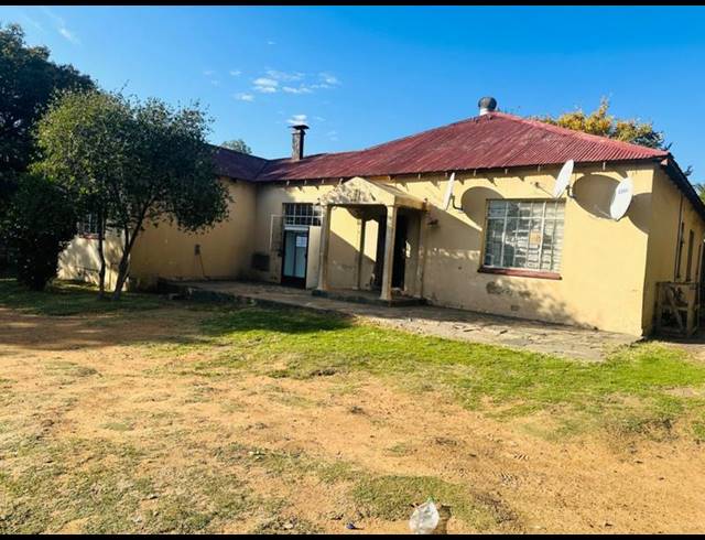 21 BEDROOM HOUSE FOR SALE IN PARKHILL GARDENS